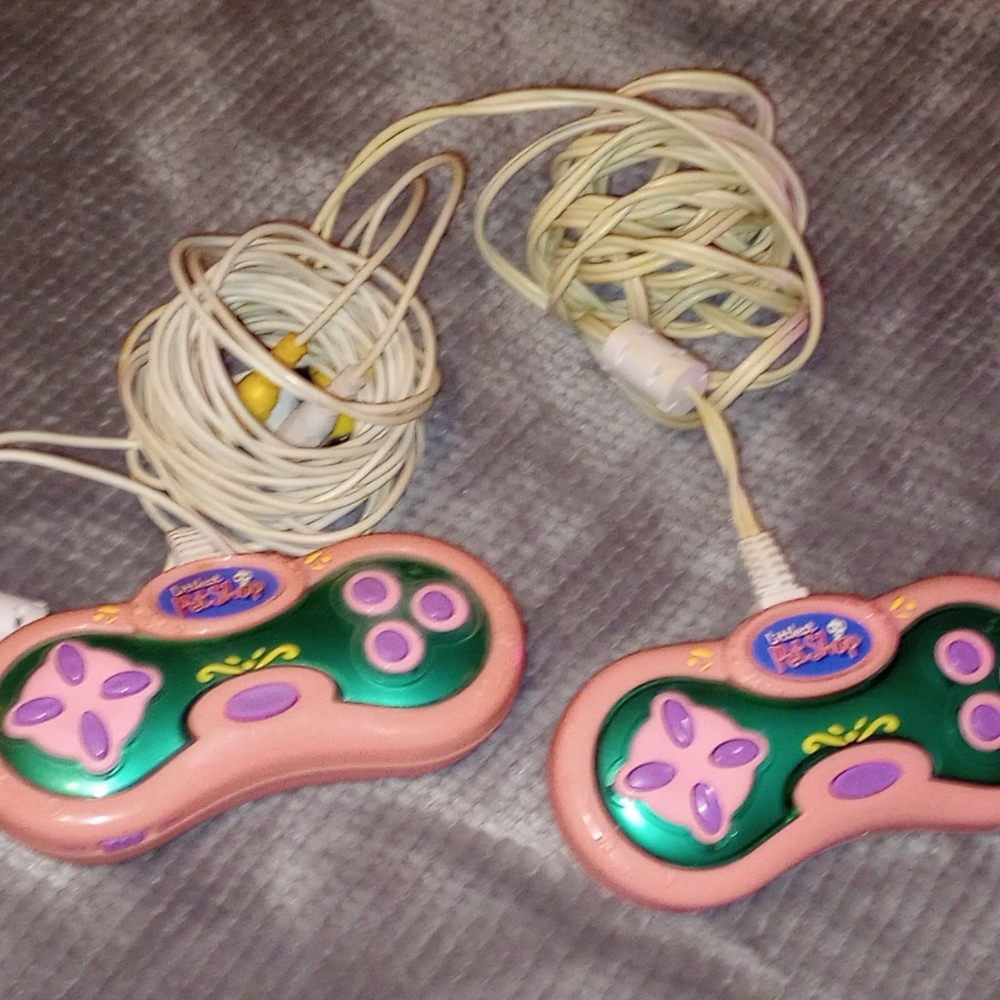 HASBRO LITTLEST PET SHOP BIGGEST ADVENTURE TV PLUG N PLAY 2007 TESTED & WORKING - Picture 3 of 4